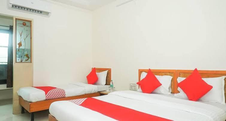 Hotel Kalasai Shirdi Zewnętrze zdjęcie